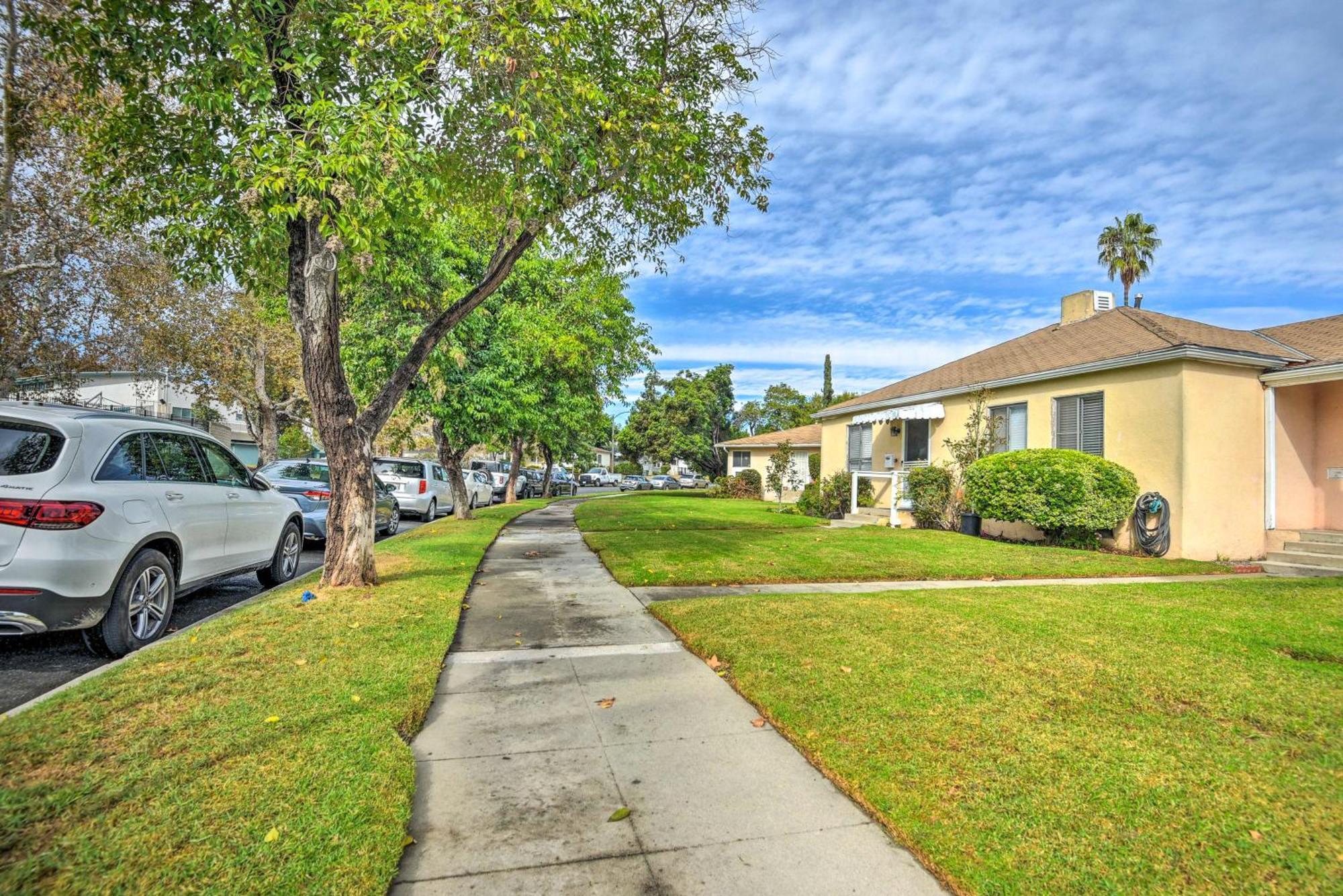 Villa Stylish And Modern Burbank Gem With Private Yard! Esterno foto